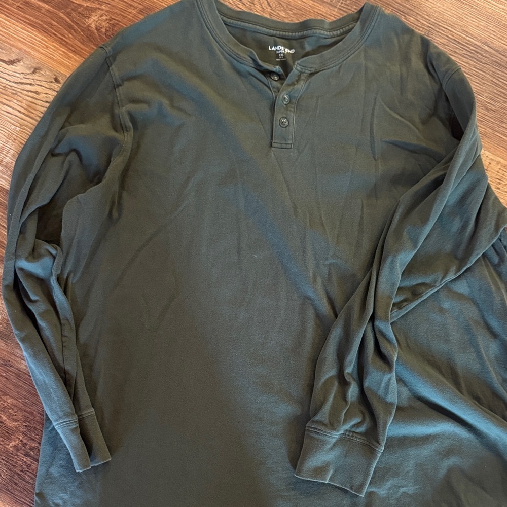 L.L. Bean Men's Forest Green Henley Long Sleeve
